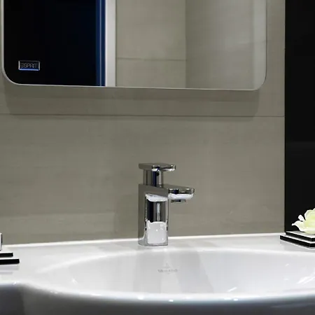 Silver Hotel&gokart Center Hotel